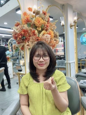 Kiểu tóc ngang vai ấn tượng và vô cùng tinh tế