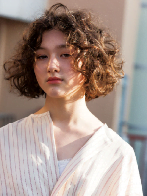 Tóc ngắn xù mì dễ thương